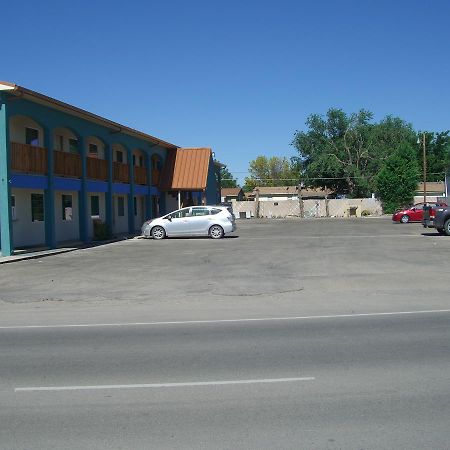 La Hacienda Inn 阿蒂西亚 外观 照片