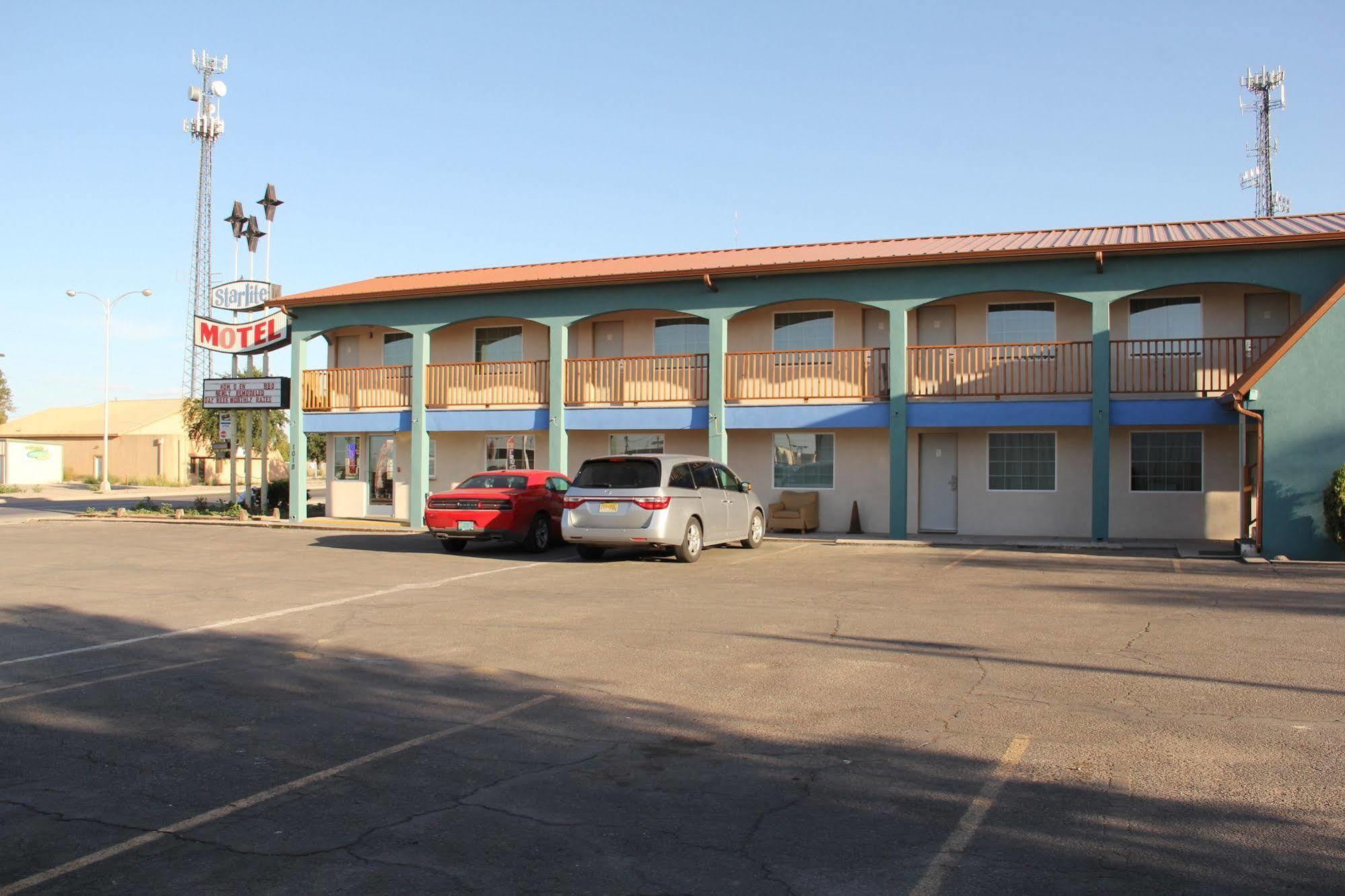La Hacienda Inn 阿蒂西亚 外观 照片