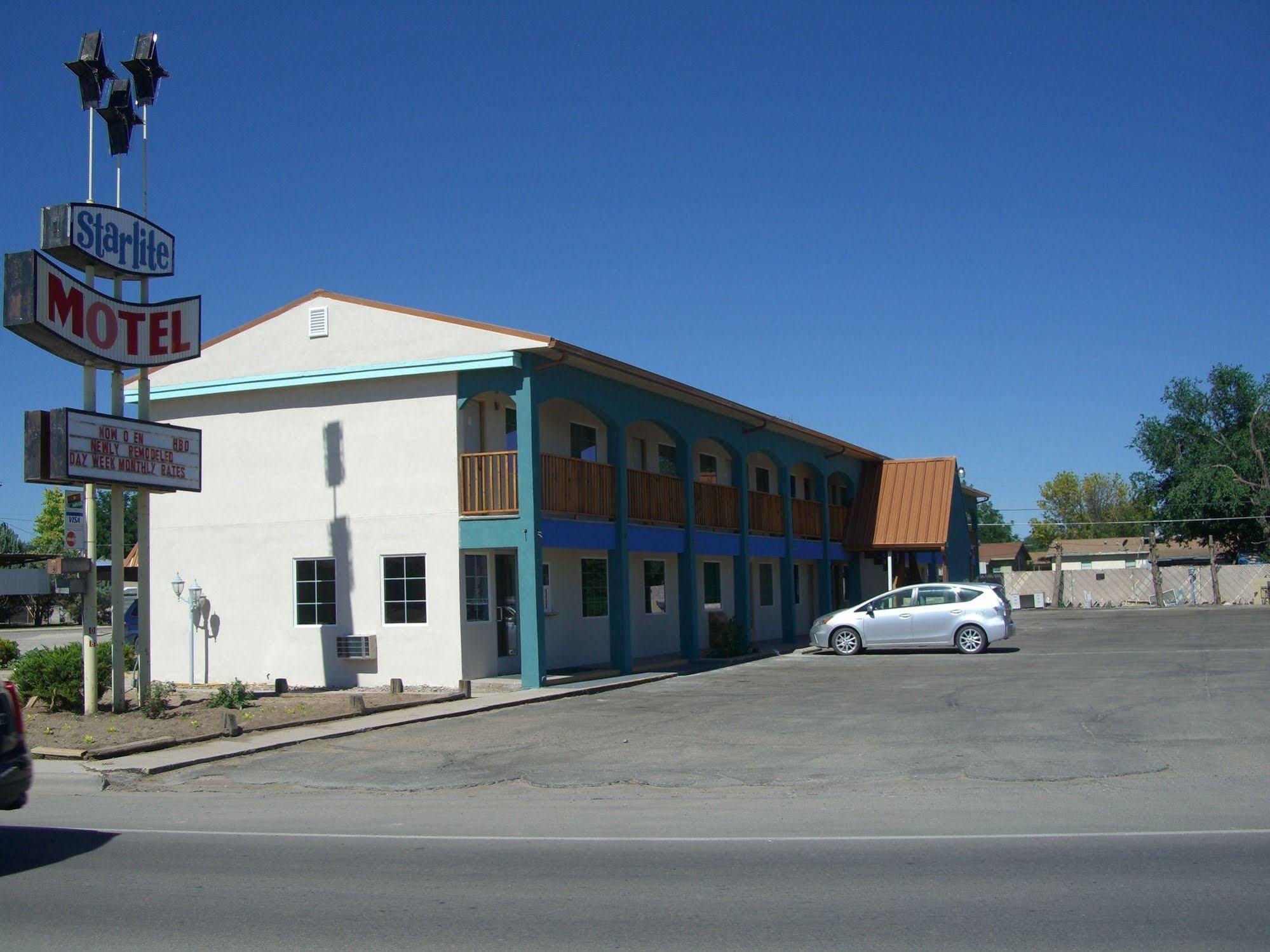La Hacienda Inn 阿蒂西亚 外观 照片